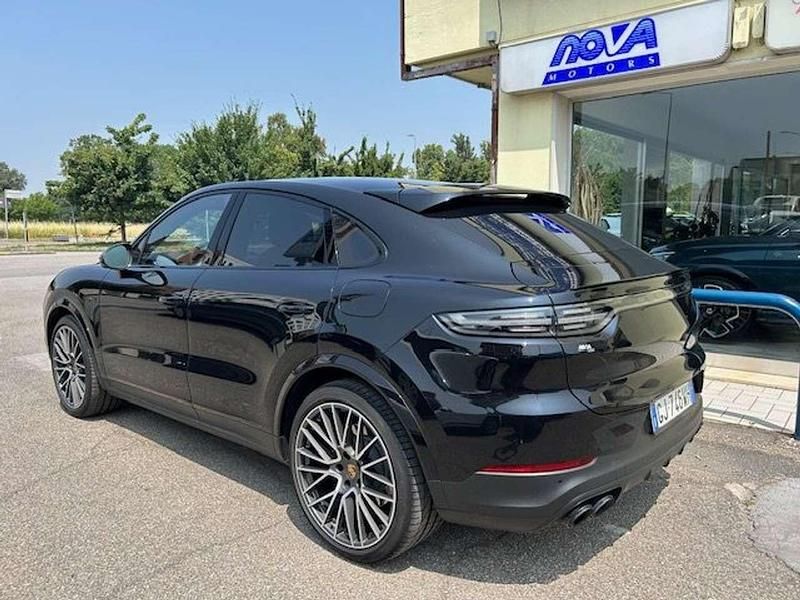 Usata Porsche Cayenne Coupe Platinum Edition 340 CV (250 kW) 2022 Nero Coupé