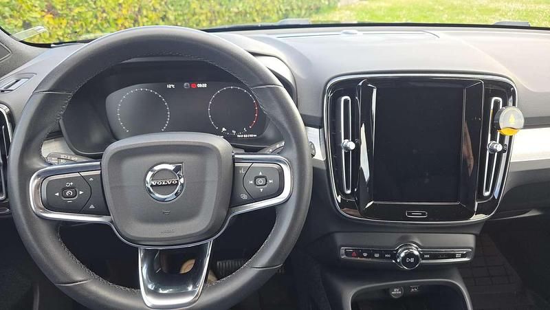 Usata Volvo XC40 Core 129 CV (94 kW) 2022 Nero SUV