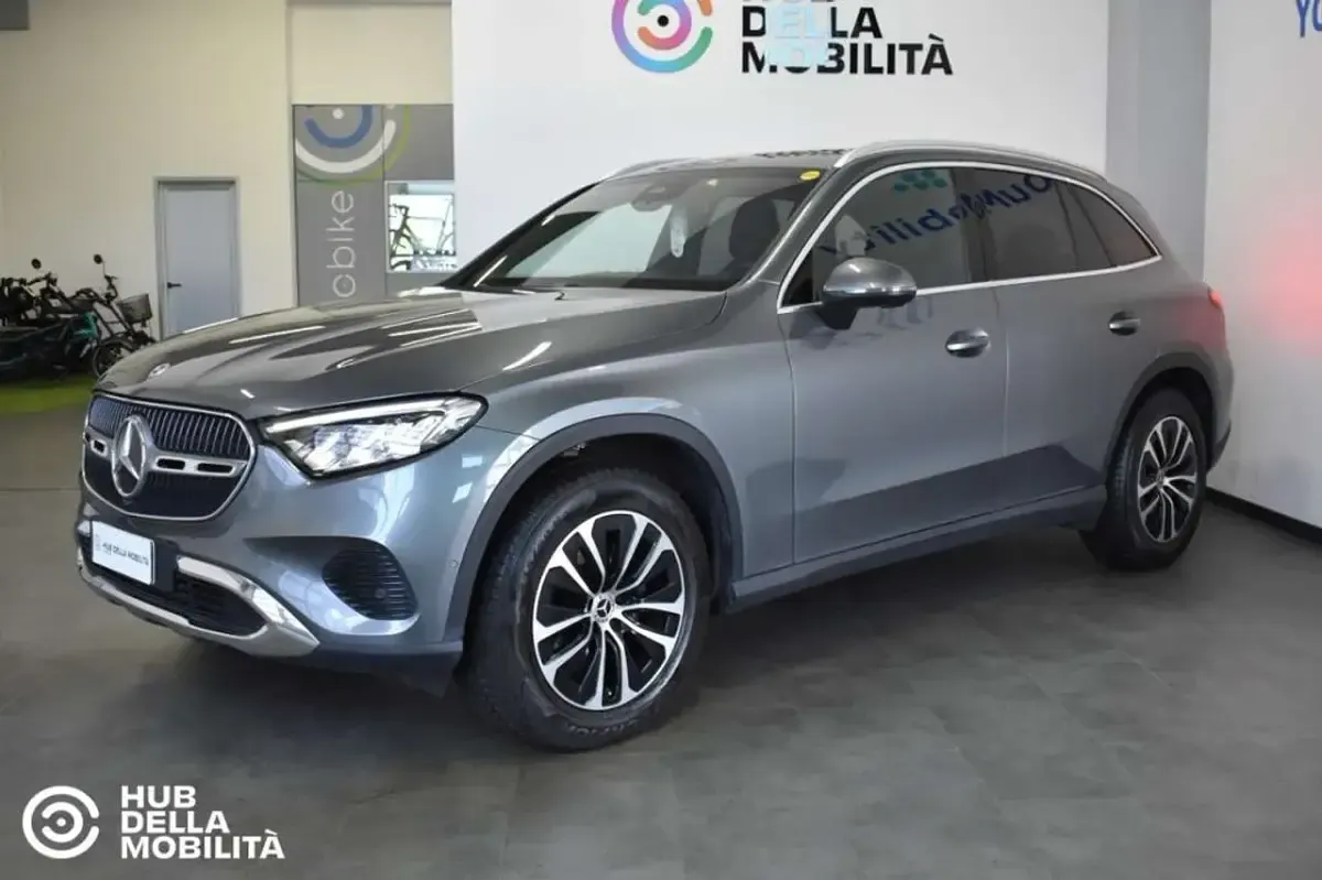Usata Mercedes GLC220 Advanced 197 CV (144 kW) 2022 Grigio SUV