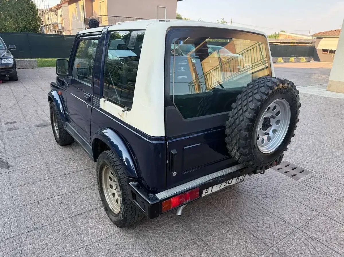 Usata Suzuki Samurai 69 CV (50 kW) 1998 Blu/azzurro SUV