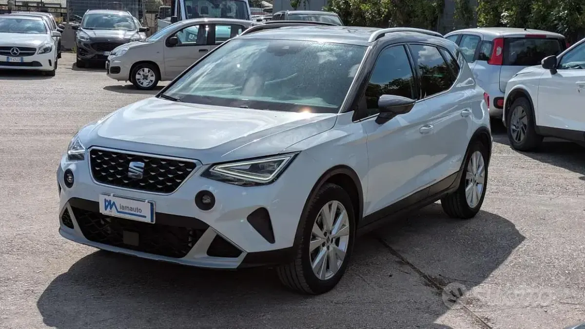 Usata Seat Arona Xperience 110 CV (80 kW) 2023 Bianco SUV