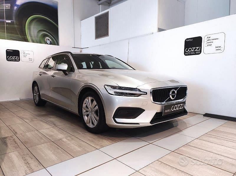 Usata Volvo V60 2021 Grigio Station wagon