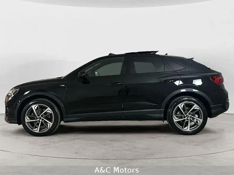 Usata Audi Q3 Sportback 200 CV (147 kW) 2020 Nero SUV
