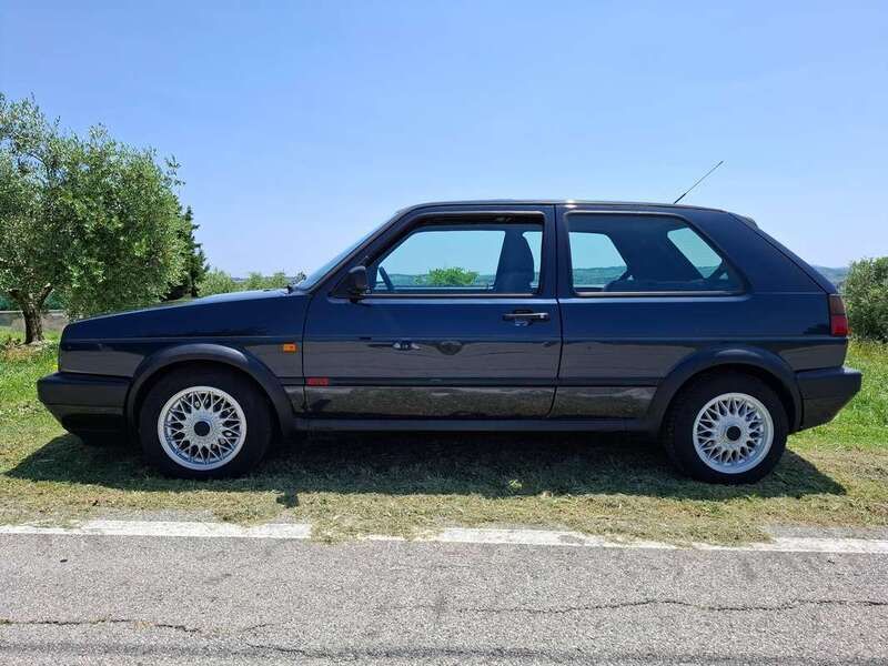 Blu/azzurro Usata 1991 VW Golf III GTI Tre volumi | 15.800 € - Immagine 1/4