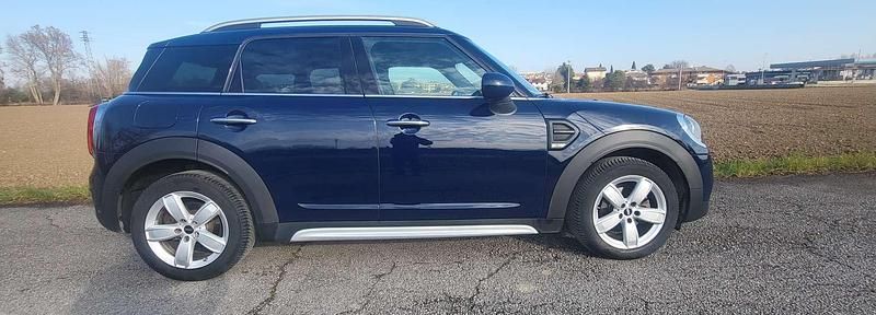 Usata Mini One D Countryman Business 116 CV (85 kW) 2017 Blu/azzurro SUV