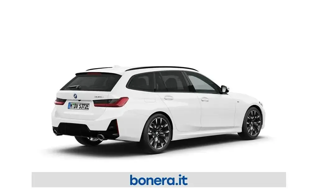 Nuova BMW 330e M Sport 292 CV (214 kW) 2026 Bianco Station wagon