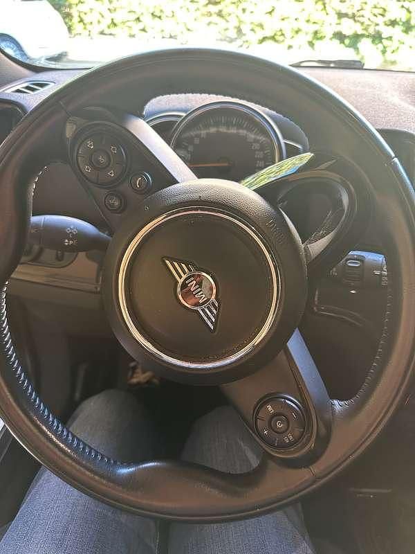 Grigio Usata 2019 Mini One D Countryman SUV | 19.500 € (Buon prezzo) - Immagine 1/4