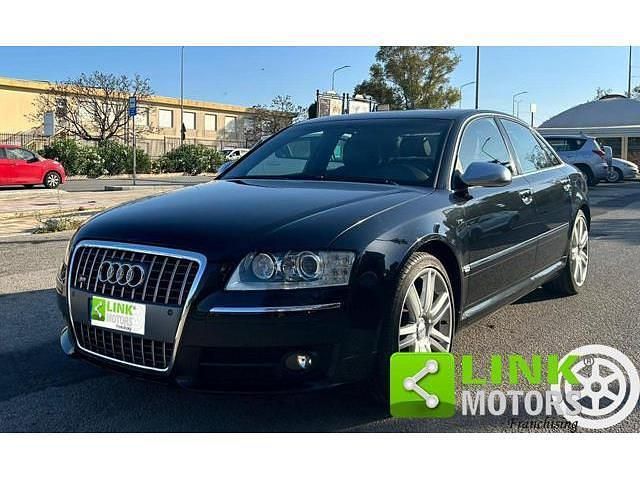 Nero(met.) Usata 2007 Audi A8 Tre volumi | 24.000 € - Immagine 1/4