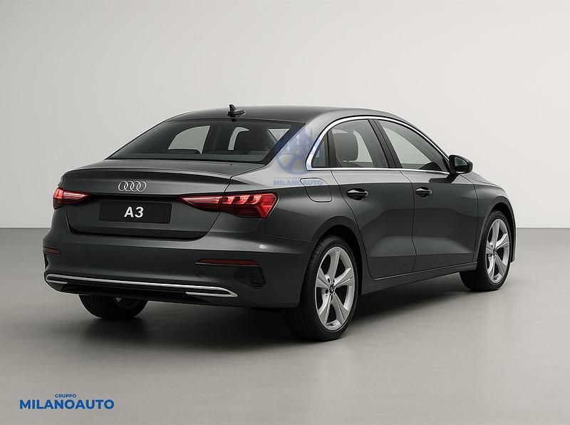 Usata Audi A3 Ambiente 116 CV (85 kW) 2025 Grigio Utilitaria