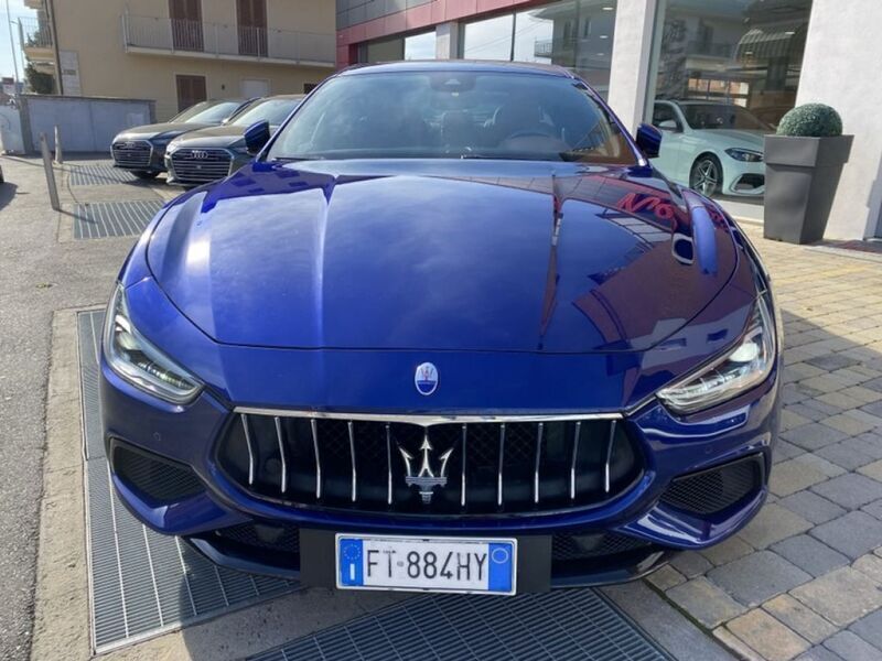 Usato 2019 Maserati Ghibli 3.0 Diesel 275 CV (46.900 €)