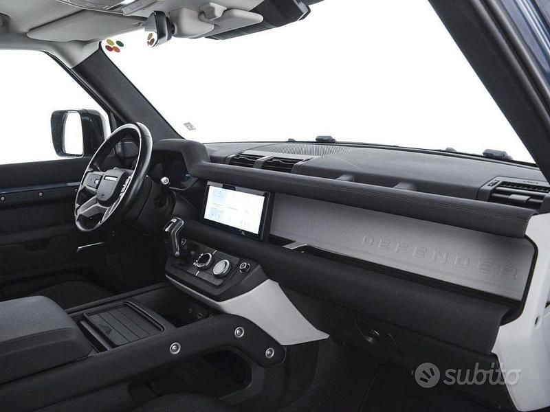 Usata Land Rover Defender Dynamic 200 CV (147 kW) 2021 Blu SUV