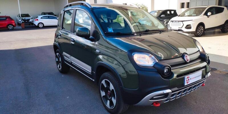 Usato 2020 Fiat Panda Cross 0.9 Benzin 85 CV (10.500 €)