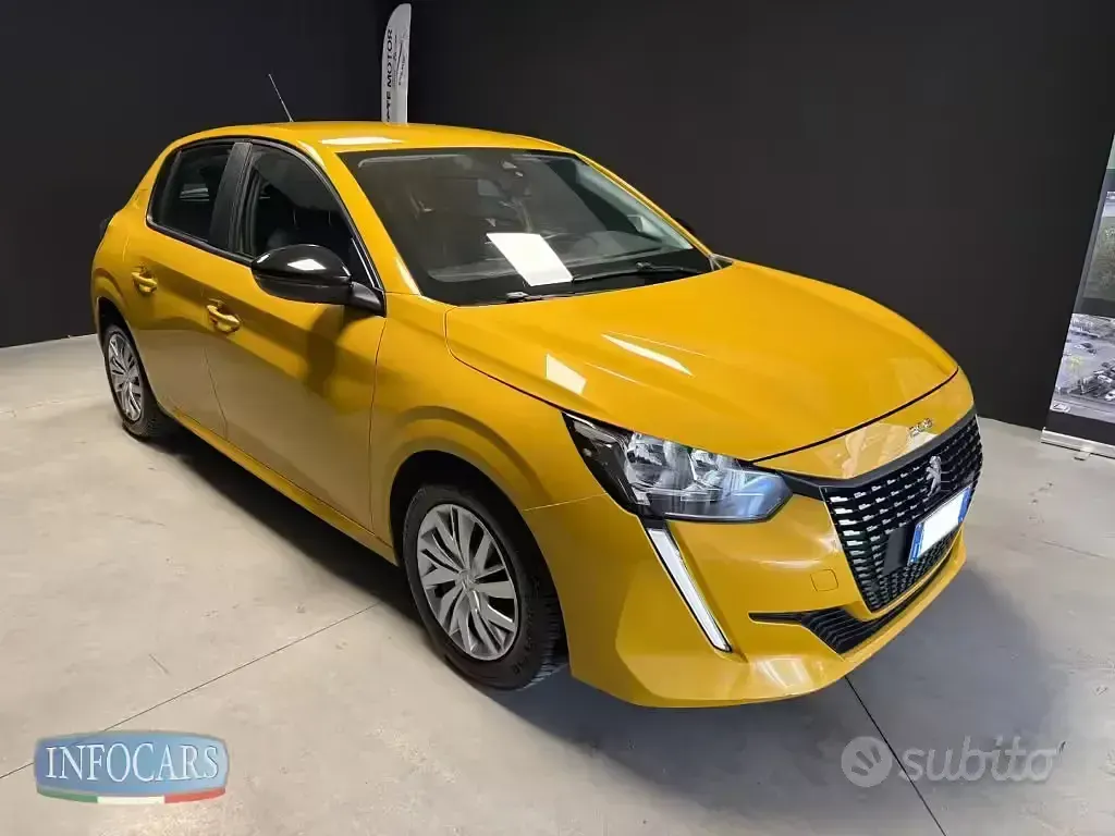 Usata Peugeot 208 Active 75 CV (55 kW) 2023 Utilitaria