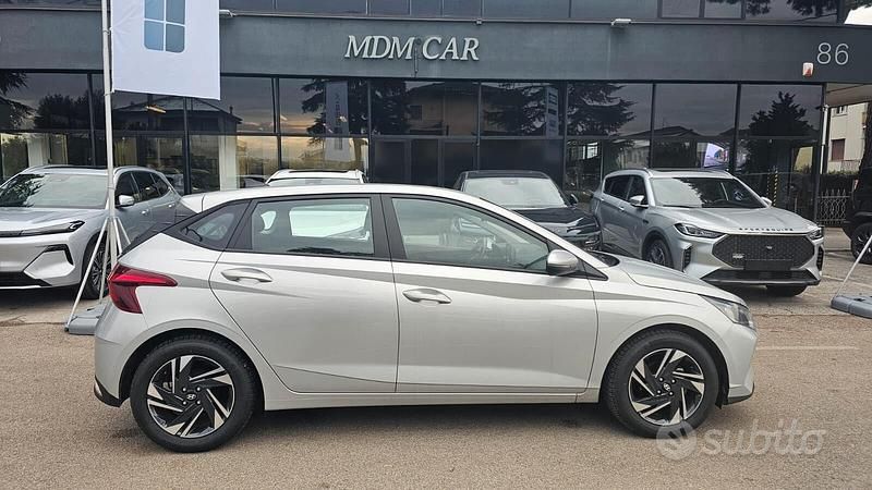 Usata Hyundai i20 84 CV (61 kW) 2022 Grigio Berlina