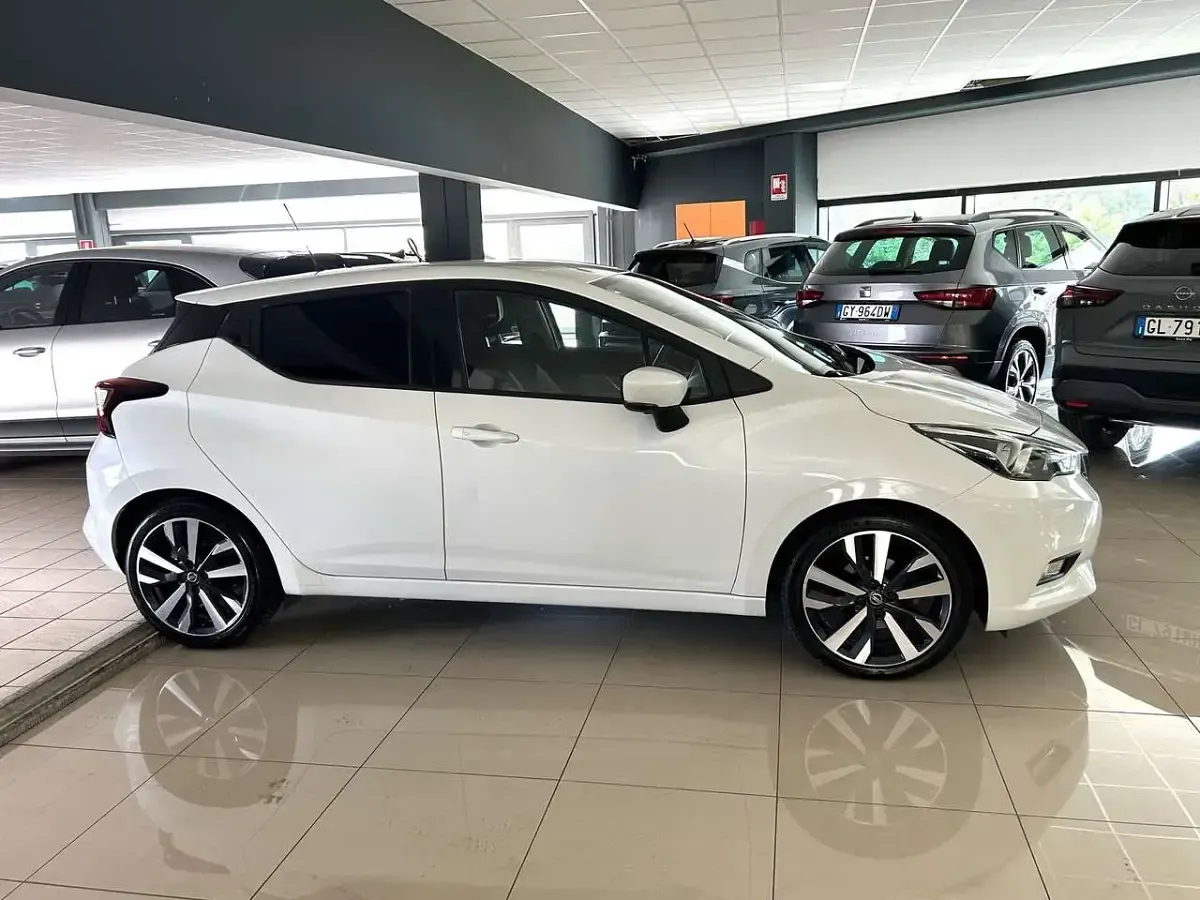 Usata Nissan Micra Tekna 90 CV (66 kW) 2018 Bianco Utilitaria