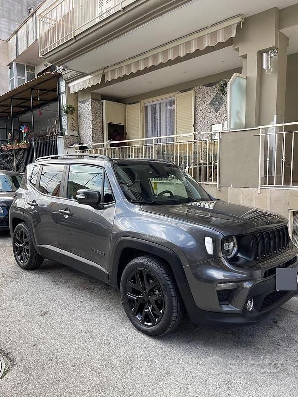 Usata Jeep Renegade Night Eagle 120 CV (88 kW) 2021 Grigio SUV