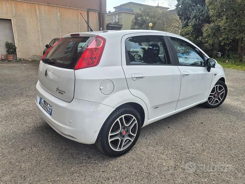 Usata Fiat Grande Punto 2010 Bianco Utilitaria