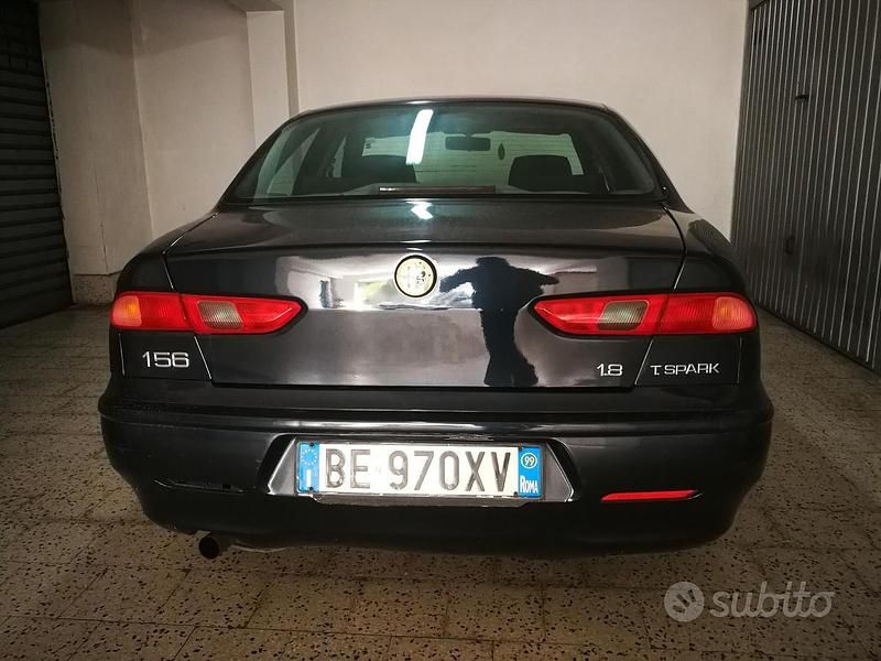 Usata Alfa Romeo 156 144 CV (105 kW) 1999 Nero Berlina