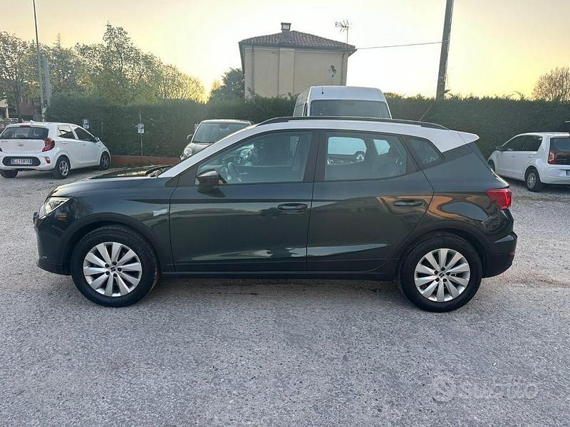 Usata Seat Arona Style 90 CV (66 kW) 2022 Verde SUV