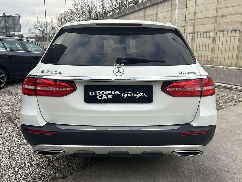 Usata Mercedes E220 All-Terrain 194 CV (142 kW) 2018 Bianco Station wagon