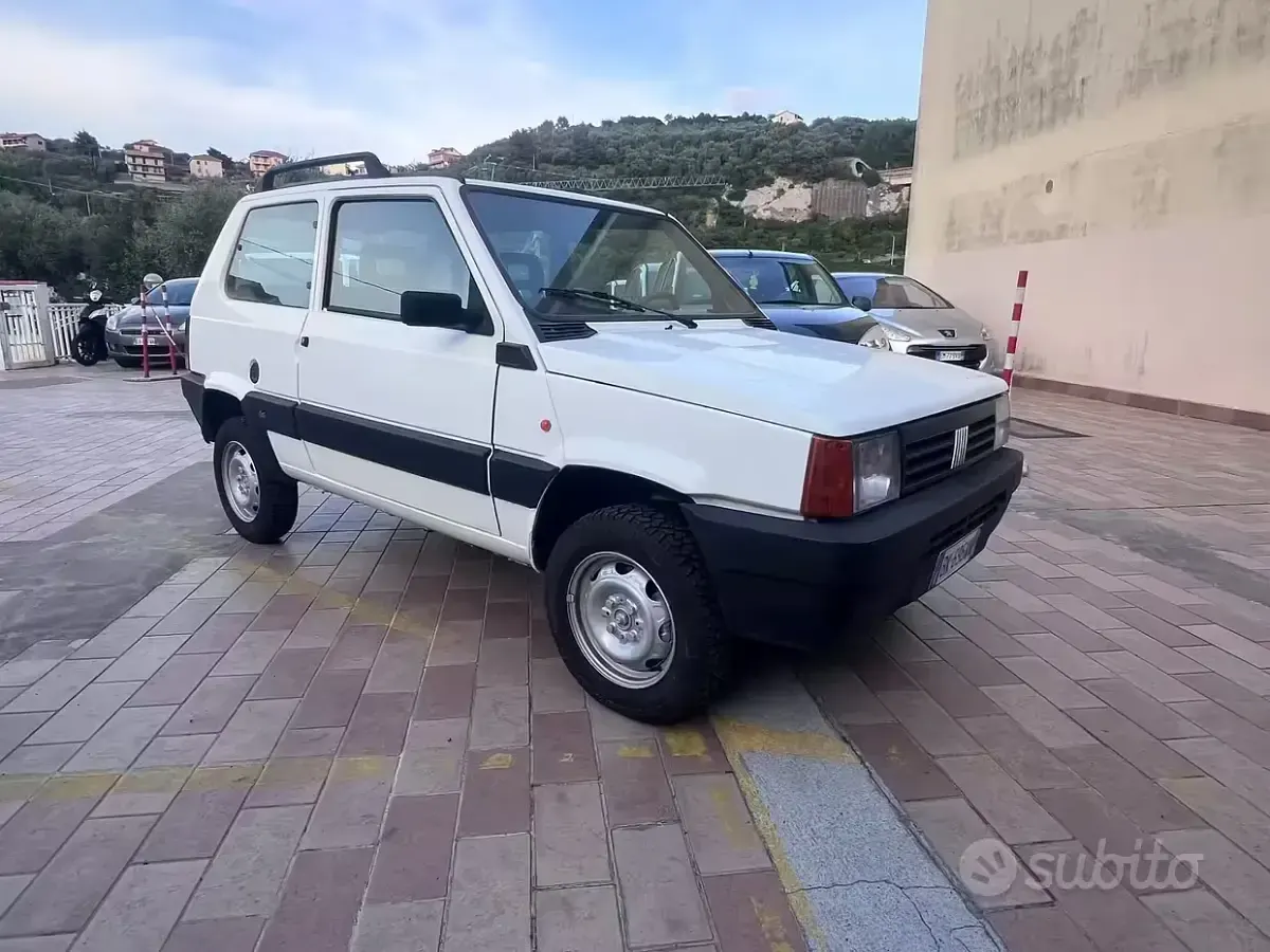 Second-hand Fiat Panda 4x4 Trekking 54 CP (39 kW) 2001 Alb Hatchback