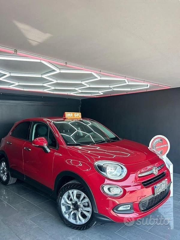 Rosso Usata 2015 Fiat 500X SUV | 10.499 € (Buon prezzo) - Immagine 1/4