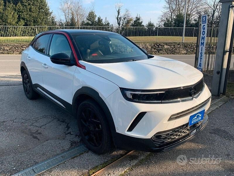 Usata Opel Mokka GS Line 101 CV (74 kW) 2022 Bianco SUV