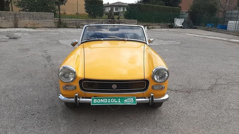 Usata MG Midget 65 CV (47 kW) 1973 Giallo Cabrio