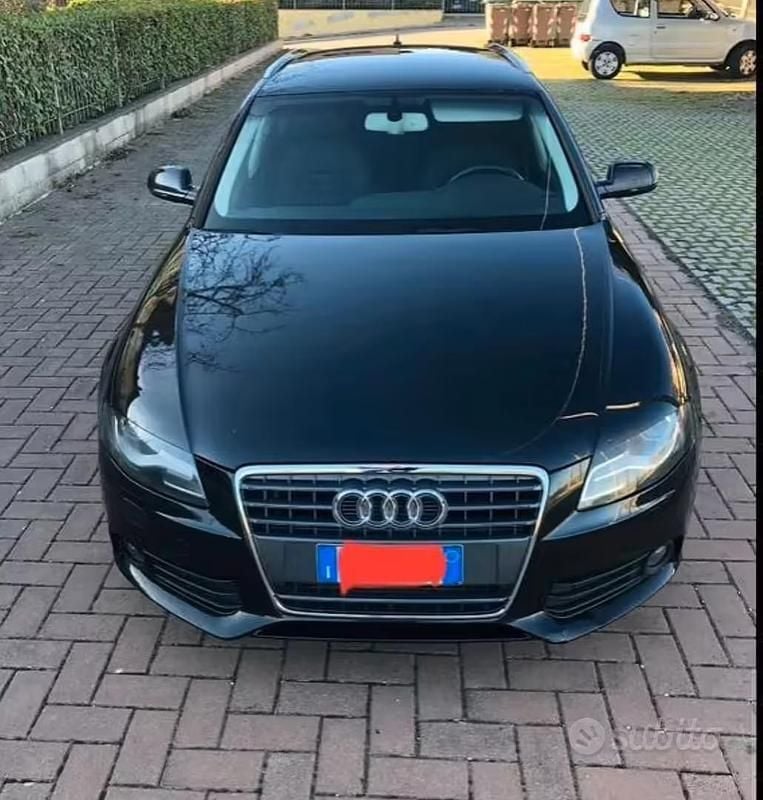 Usata Audi A4 143 CV (105 kW) 2012 Nero Berlina