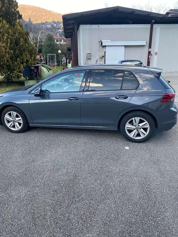 Usata VW Golf VIII Edition 150 CV (110 kW) 2020 Grigio Berlina