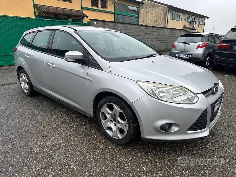Usata Ford Focus Titanium 115 CV (84 kW) 2014 Grigio Station wagon