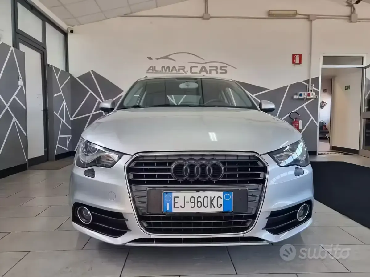 Usata Audi A1 Ambition 86 CV (63 kW) 2011 Grigio Utilitaria