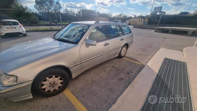 Usata Mercedes C250 2000 Grigio Station wagon