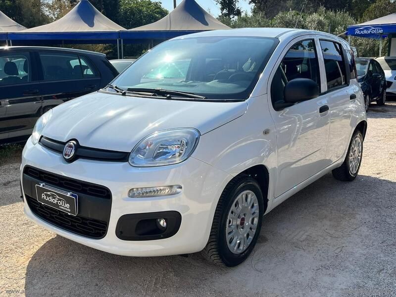 Usata Fiat Panda Easy 69 CV (50 kW) 2019 Bianco Utilitaria