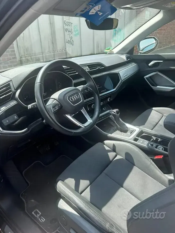 Usata Audi Q3 S-Line 150 CV (110 kW) 2023 Grigio SUV