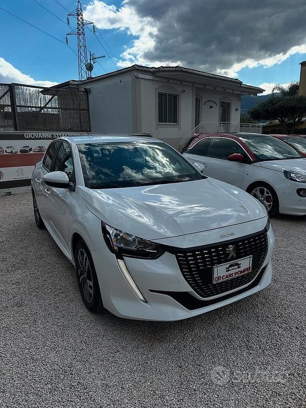 Usata Peugeot 208 Active 75 CV (55 kW) 2020 Bianco Utilitaria