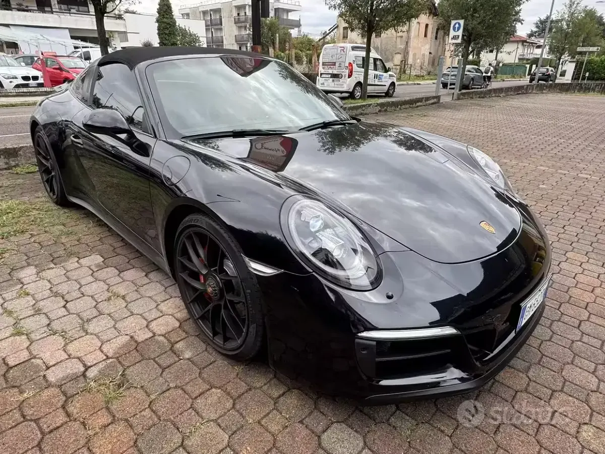 Usata Porsche 991 450 CV (330 kW) 2018 Nero Cabrio