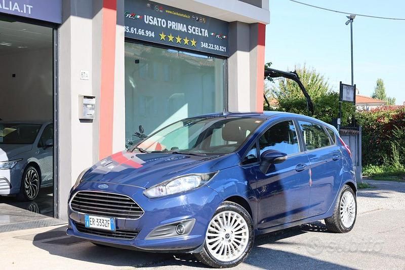 Usata Ford Fiesta Titanium 60 CV (44 kW) 2013 Nero Utilitaria