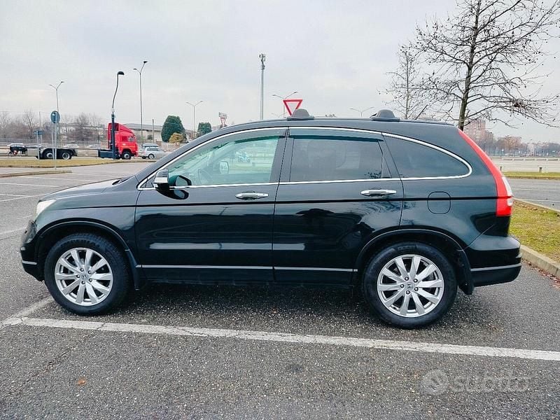 Usata Honda CR-V Elegance 150 CV (110 kW) 2011 Nero SUV