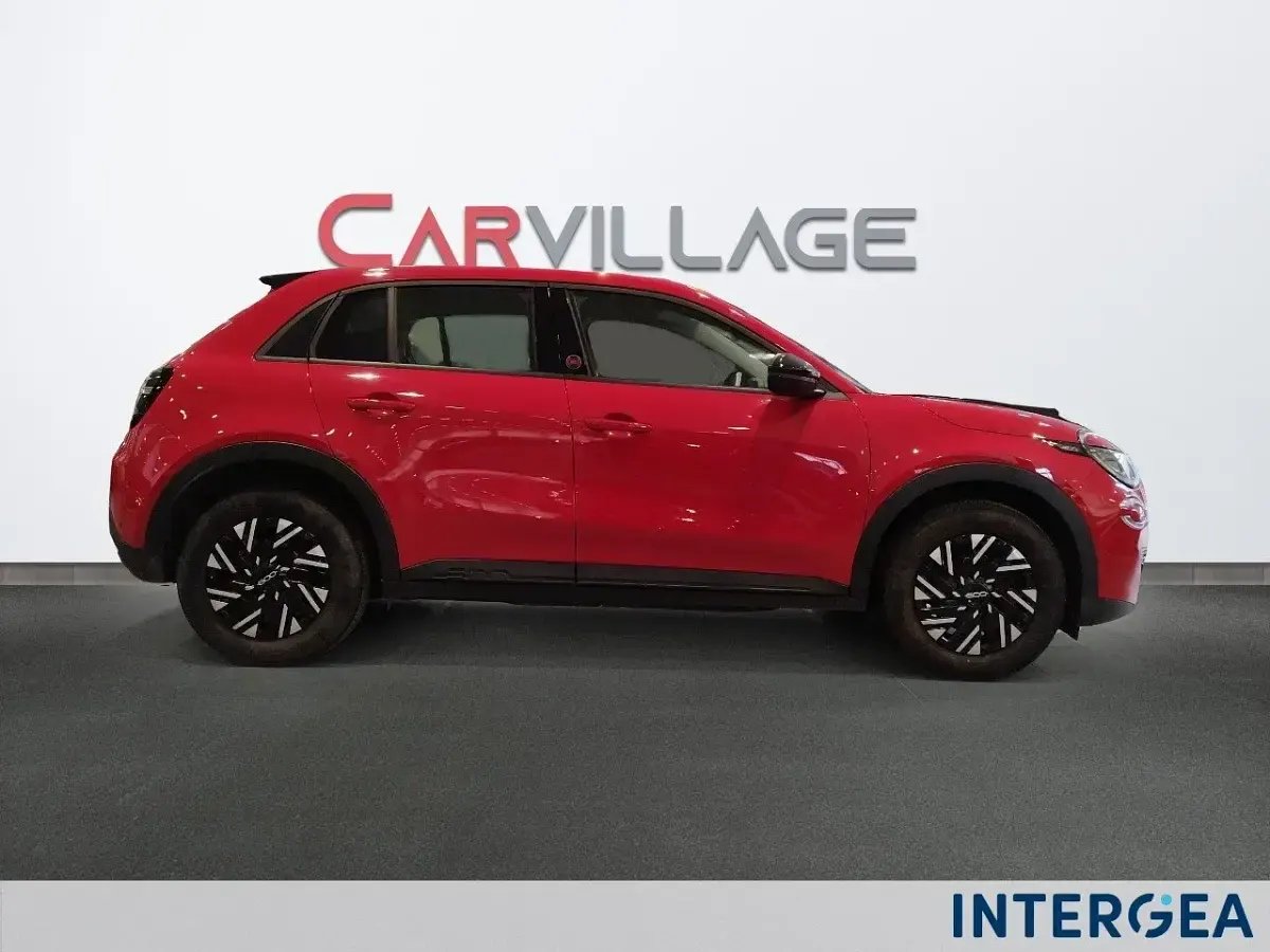 Usata Fiat 600 Red 114 kW (156 CV) 2023 Rosso pastello SUV