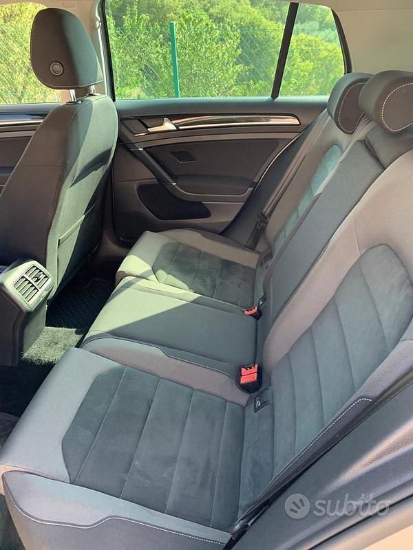 Occasion VW Golf VIII Executive 131 ch (96 kW) 2020 Gris Berline