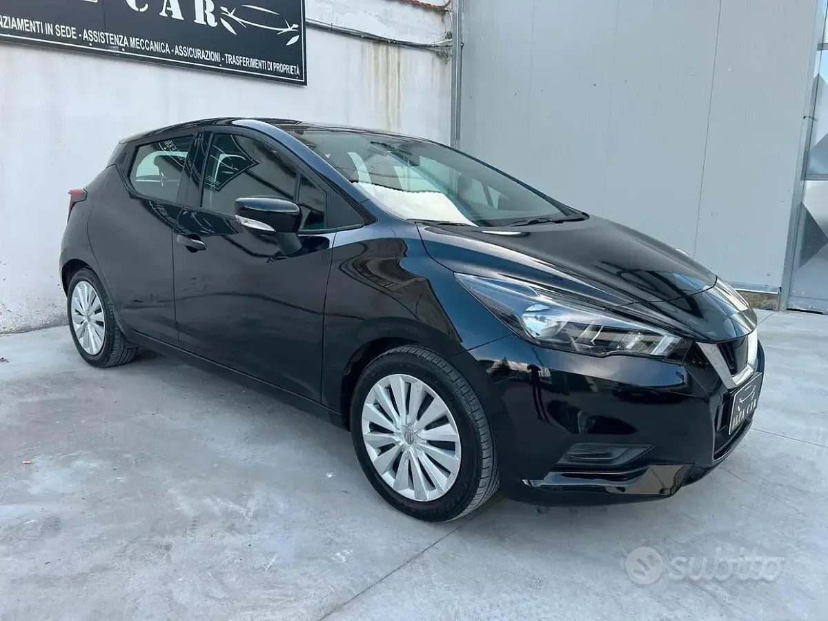 Usata Nissan Micra Tekna 92 CV (67 kW) 2022 Nero Utilitaria