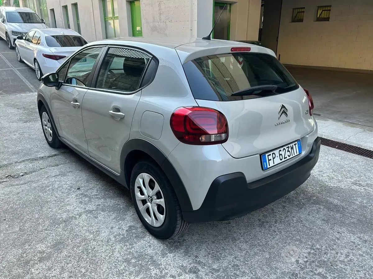 Usata Citroën C3 Shine 75 CV (55 kW) 2018 Grigio Utilitaria