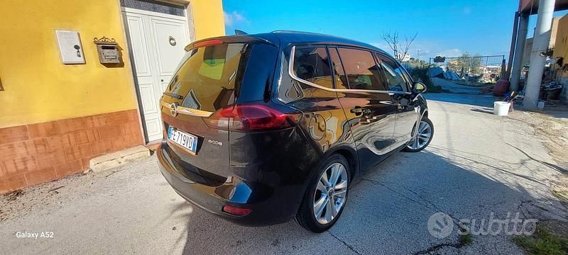 Usata Opel Zafira 136 CV (100 kW) 2016 Nero Monovolume