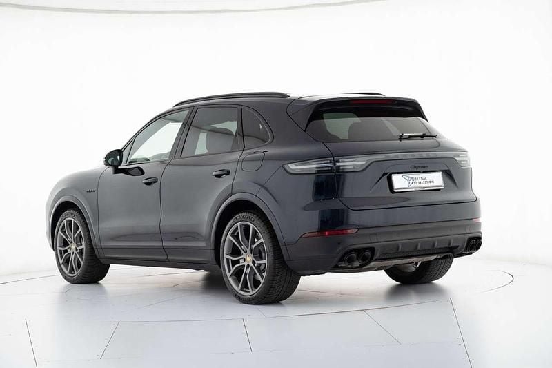 Usata Porsche Cayenne Platinum Edition 340 CV (250 kW) 2023 Blu/azzurro SUV