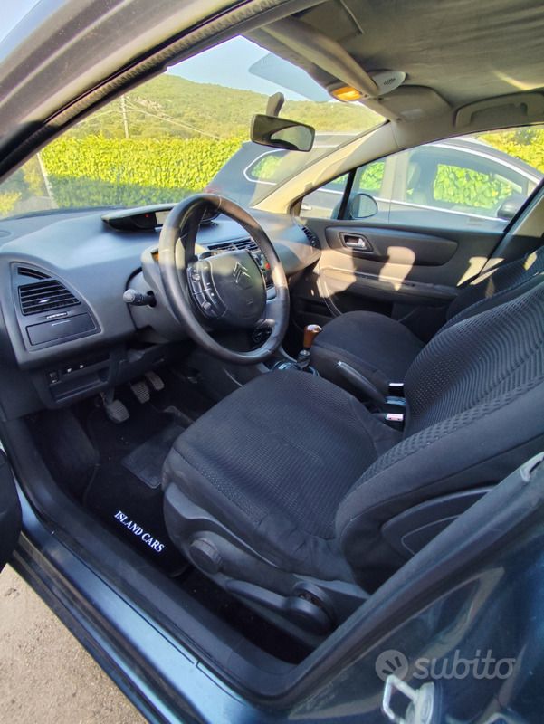 Usata Citroën C4 109 CV (80 kW) 2005 Grigio Berlina