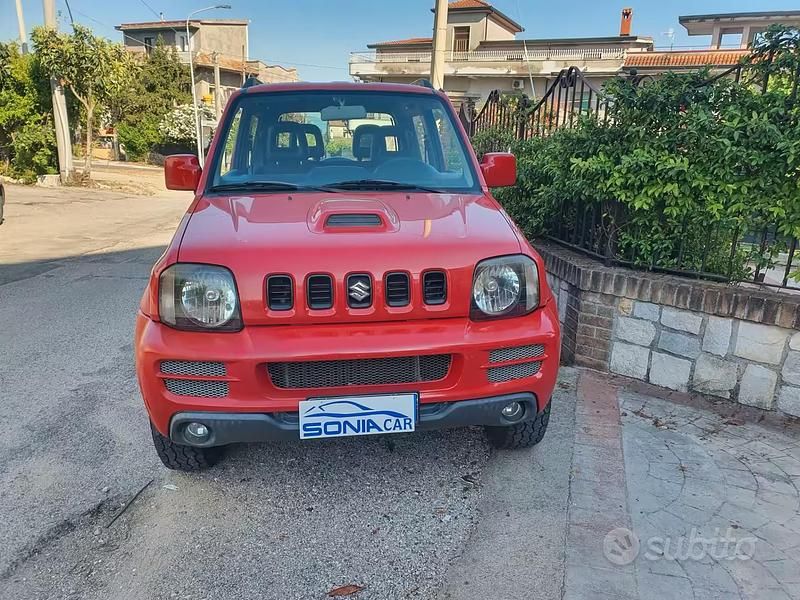Usata Suzuki Jimny 86 CV (63 kW) 2008 Rosso SUV