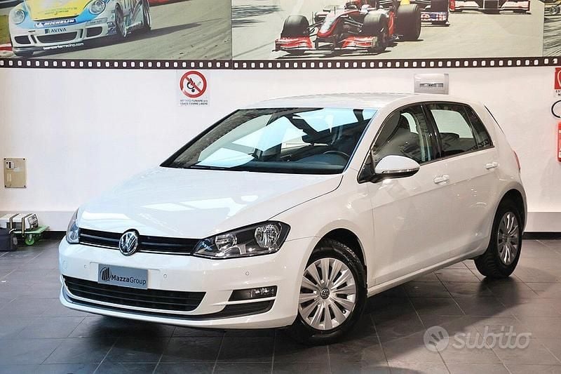 Bianco Usata 2016 VW Golf VII Trendline Tre volumi | 9750 € (Super prezzo) - Immagine 1/4