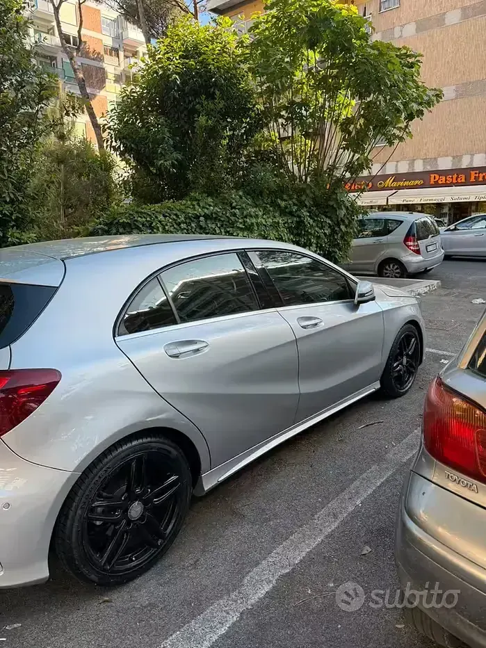 Usata Mercedes 180 AMG line 109 CV (80 kW) 2016 Berlina