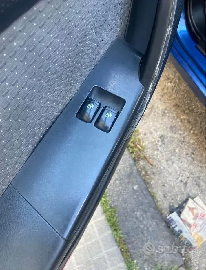 Usata Chevrolet Aveo 2008 Blu Utilitaria